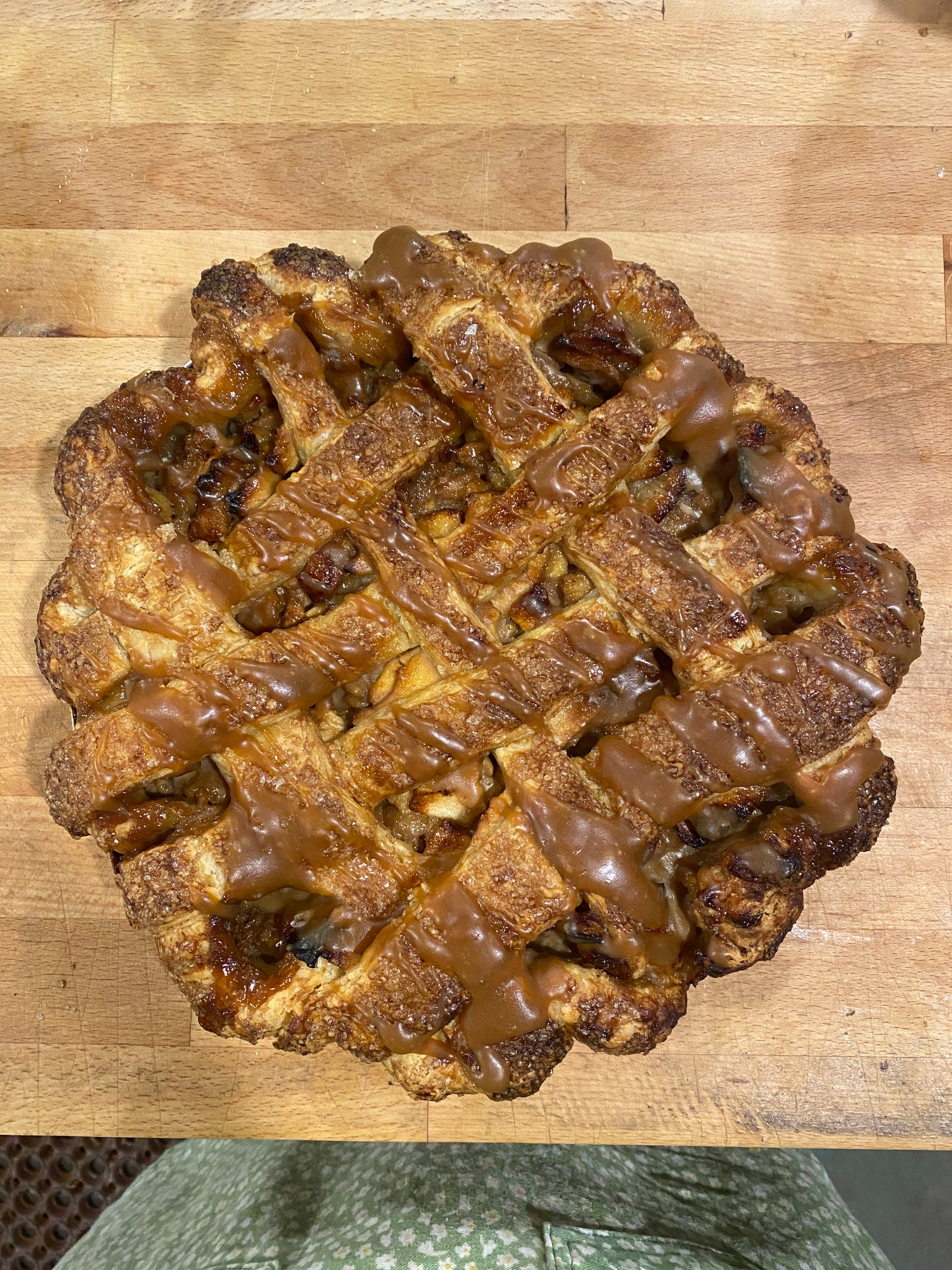 Salted Caramel Apple Pie Thanksgiving 2024 Pie Bird Farm